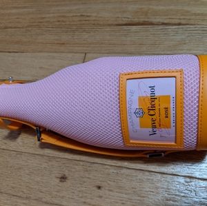 Veuve Clicquot Rosé Coozie
